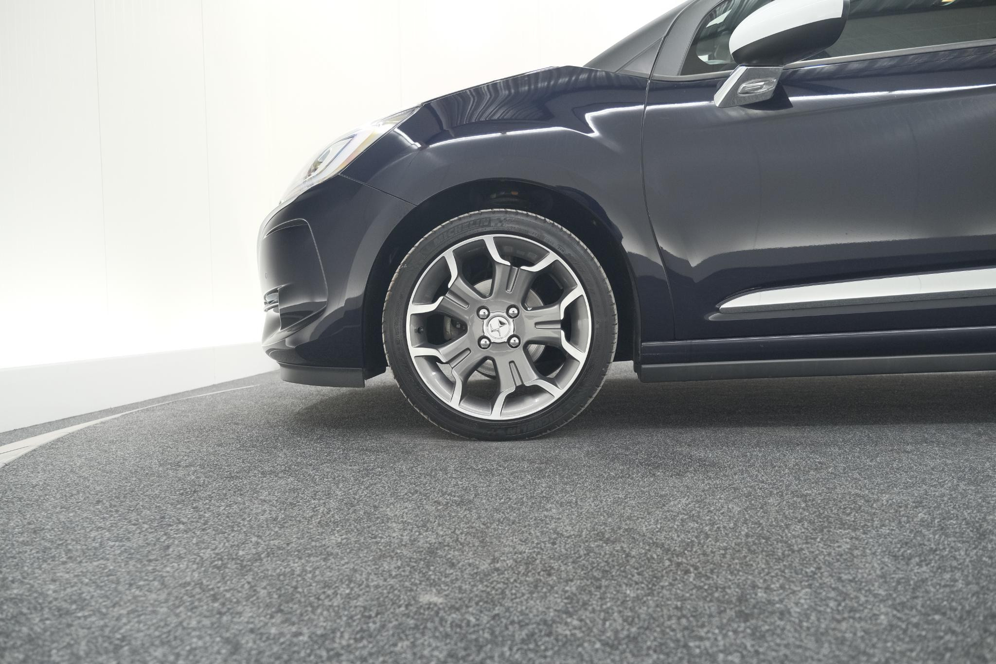 Hoofdafbeelding DS DS 3