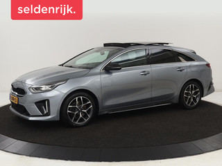 Hoofdafbeelding Kia ProCeed Kia ProCeed 1.5 T-GDI GT-Line | Panoramadak | Trekhaak |  Stoel & stuurverwarming | Leder/Alcantara | Adaptive cruise | Carplay | Navigatie | Camera | Keyless | Digital Cockpit