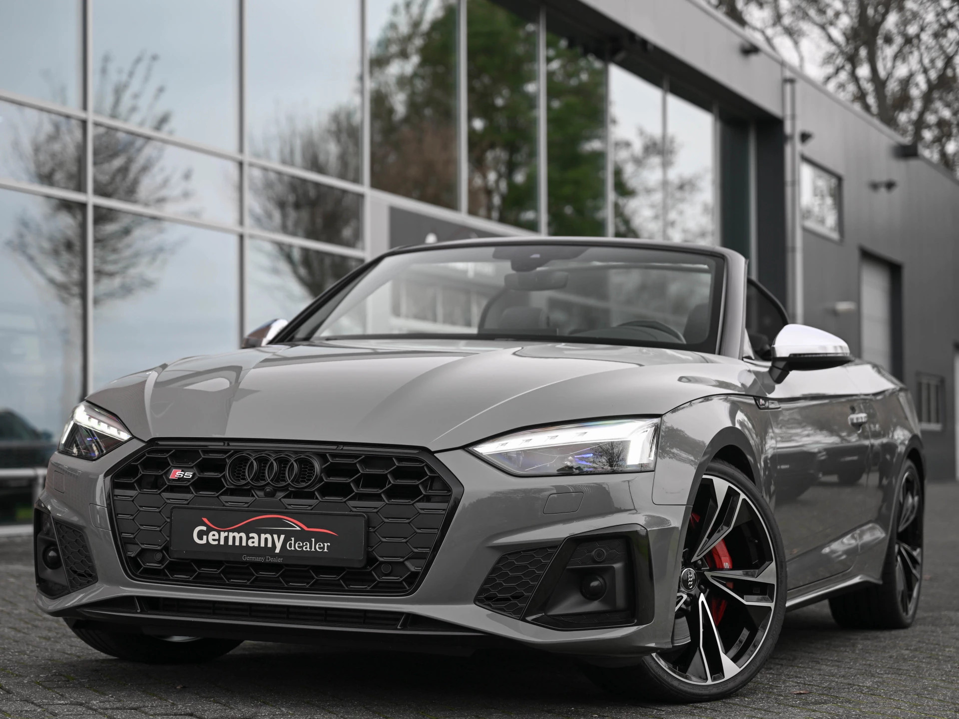 Hoofdafbeelding Audi S5