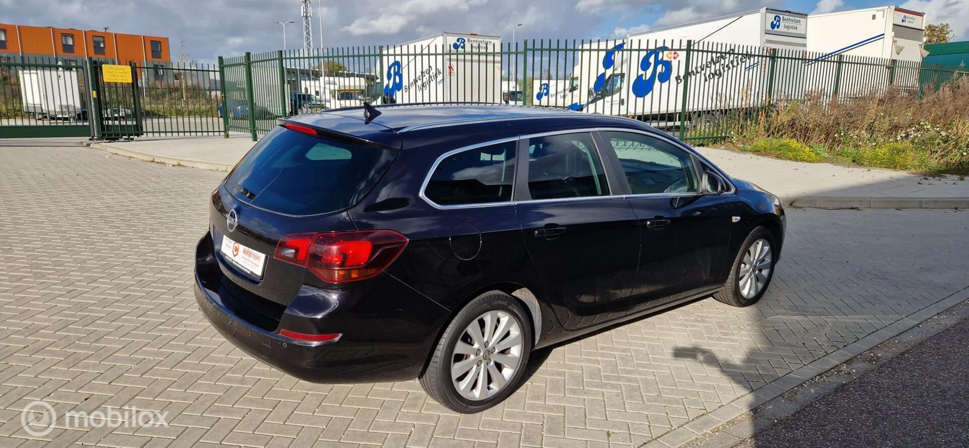 Hoofdafbeelding Opel Astra