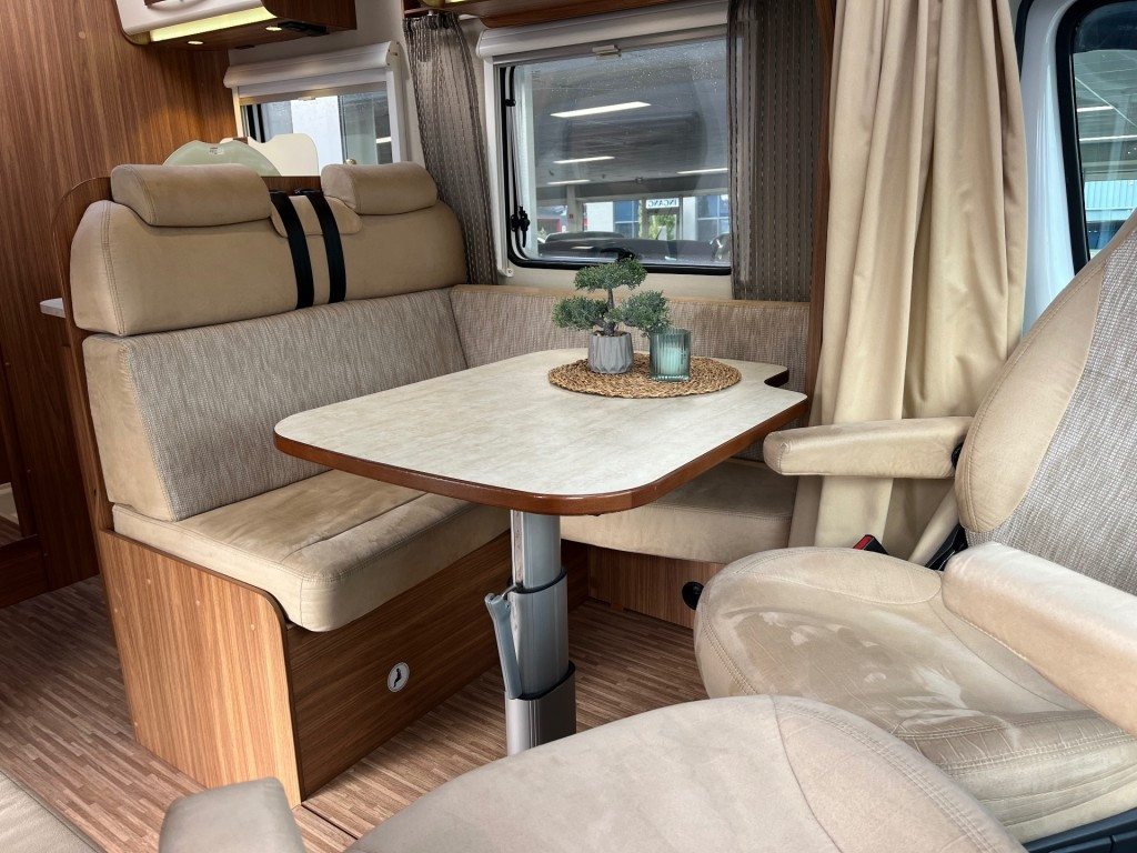 Hoofdafbeelding Carado T447 Lengtebedden Hefbed