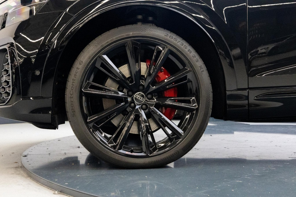 Hoofdafbeelding Audi Q8