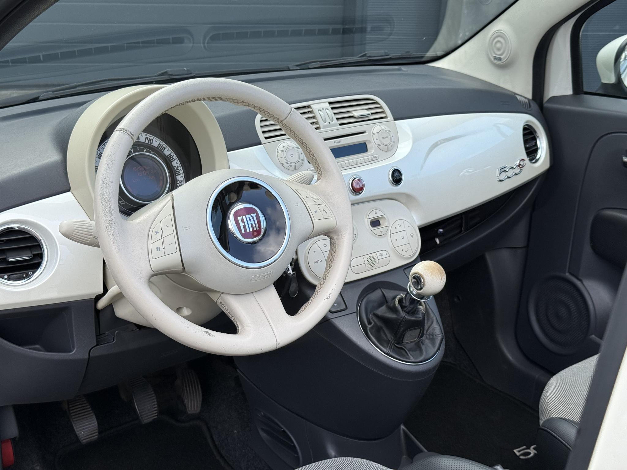 Hoofdafbeelding Fiat 500C