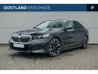 BMW 5 Serie 530e M Sport Automaat / Trekhaak / Adaptieve LED / M Multifunctionele Stoelen / Comfort Access / Parking Assistant Plus / Stoelventilatie