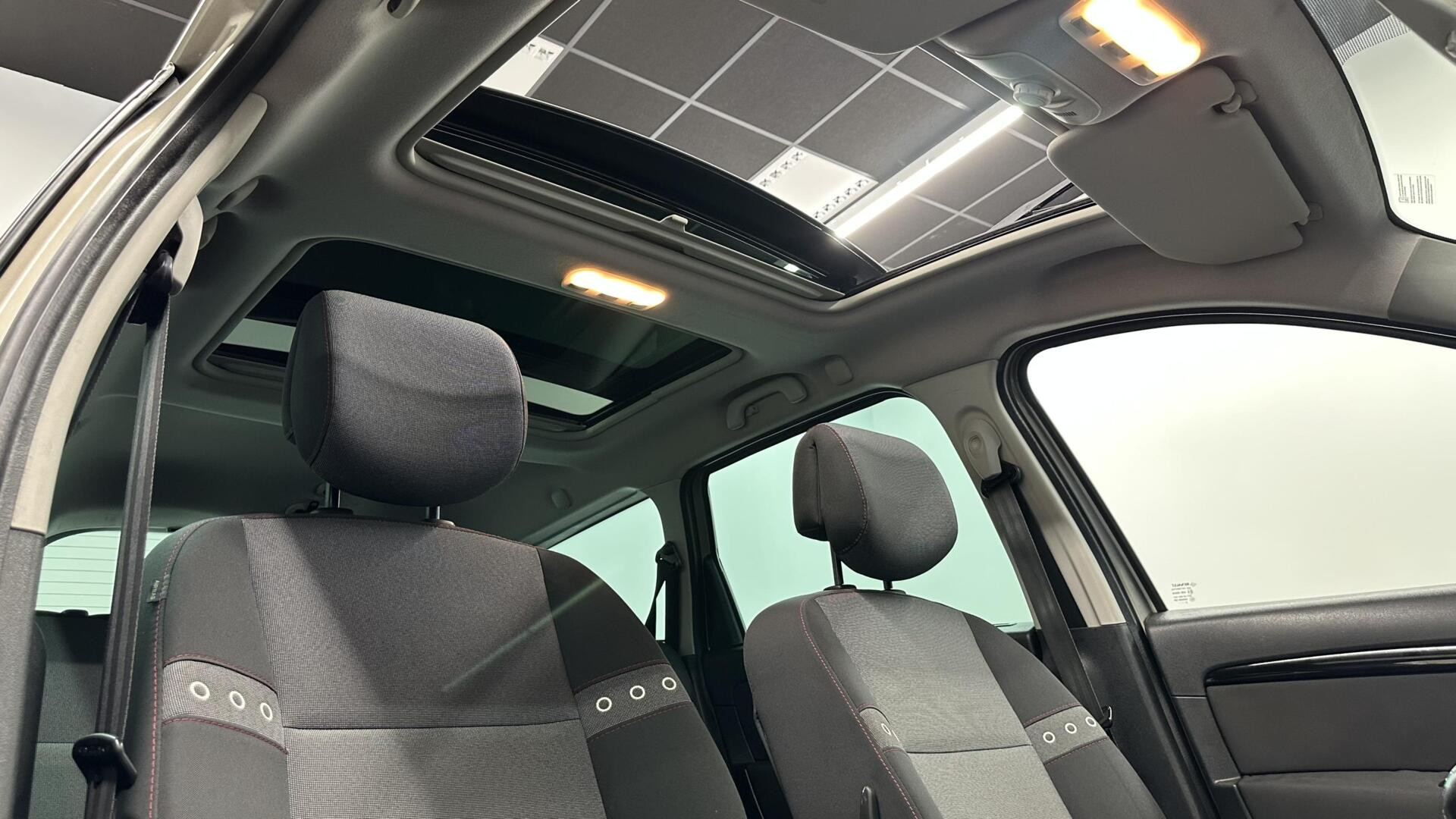 Hoofdafbeelding Renault Scénic