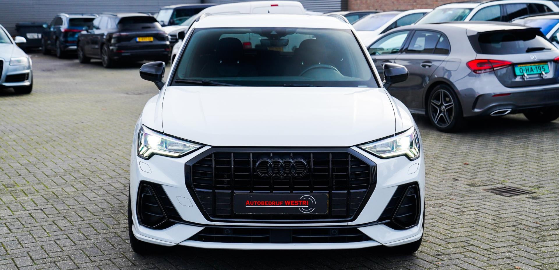 Hoofdafbeelding Audi Q3