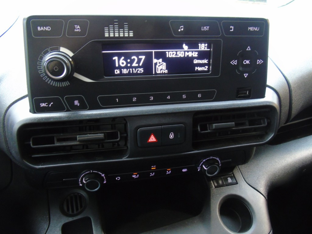 Hoofdafbeelding Peugeot Partner