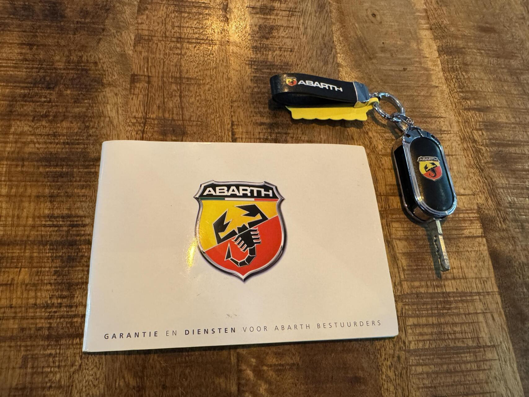 Hoofdafbeelding Fiat 500C