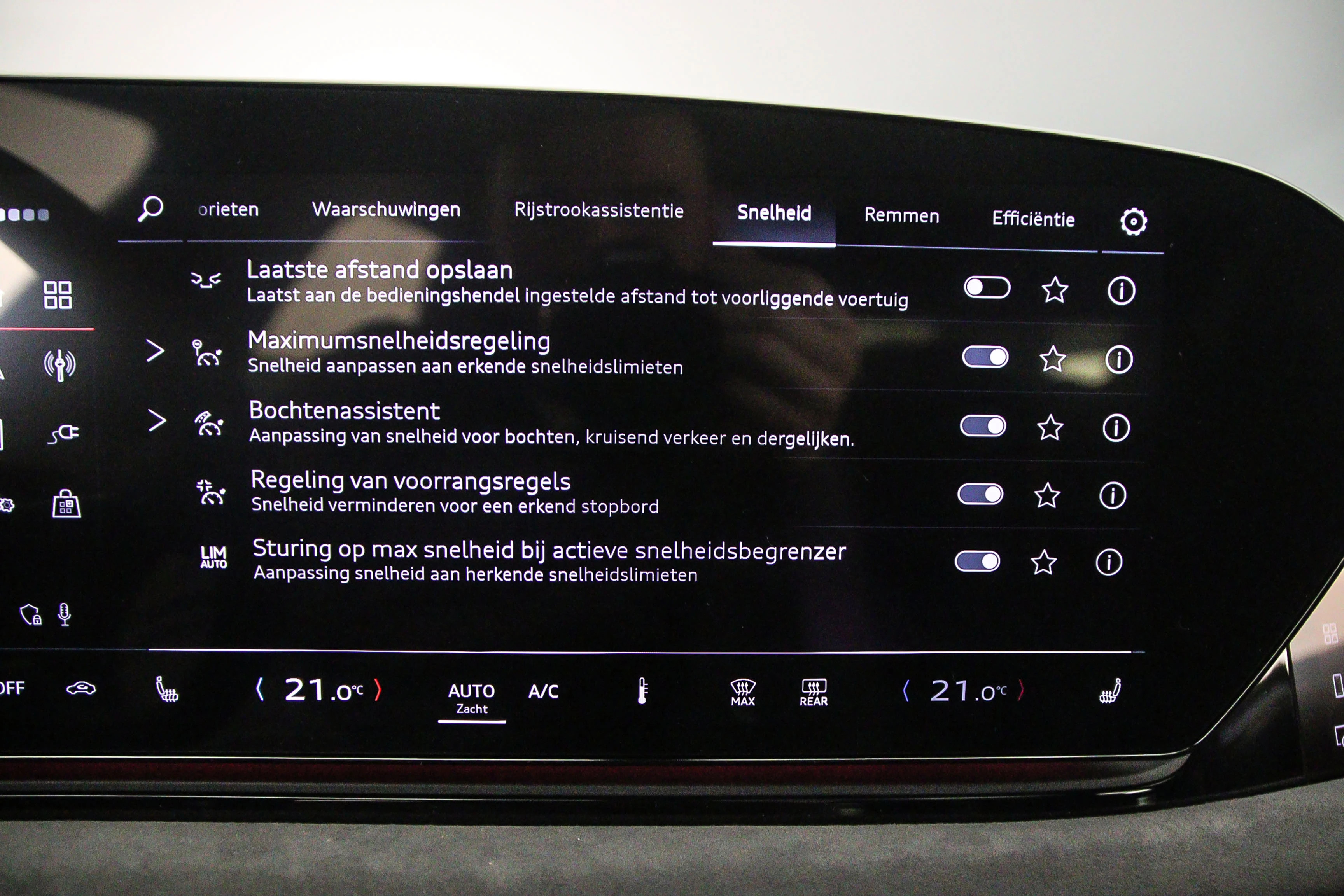 Hoofdafbeelding Audi A6 Avant e-tron