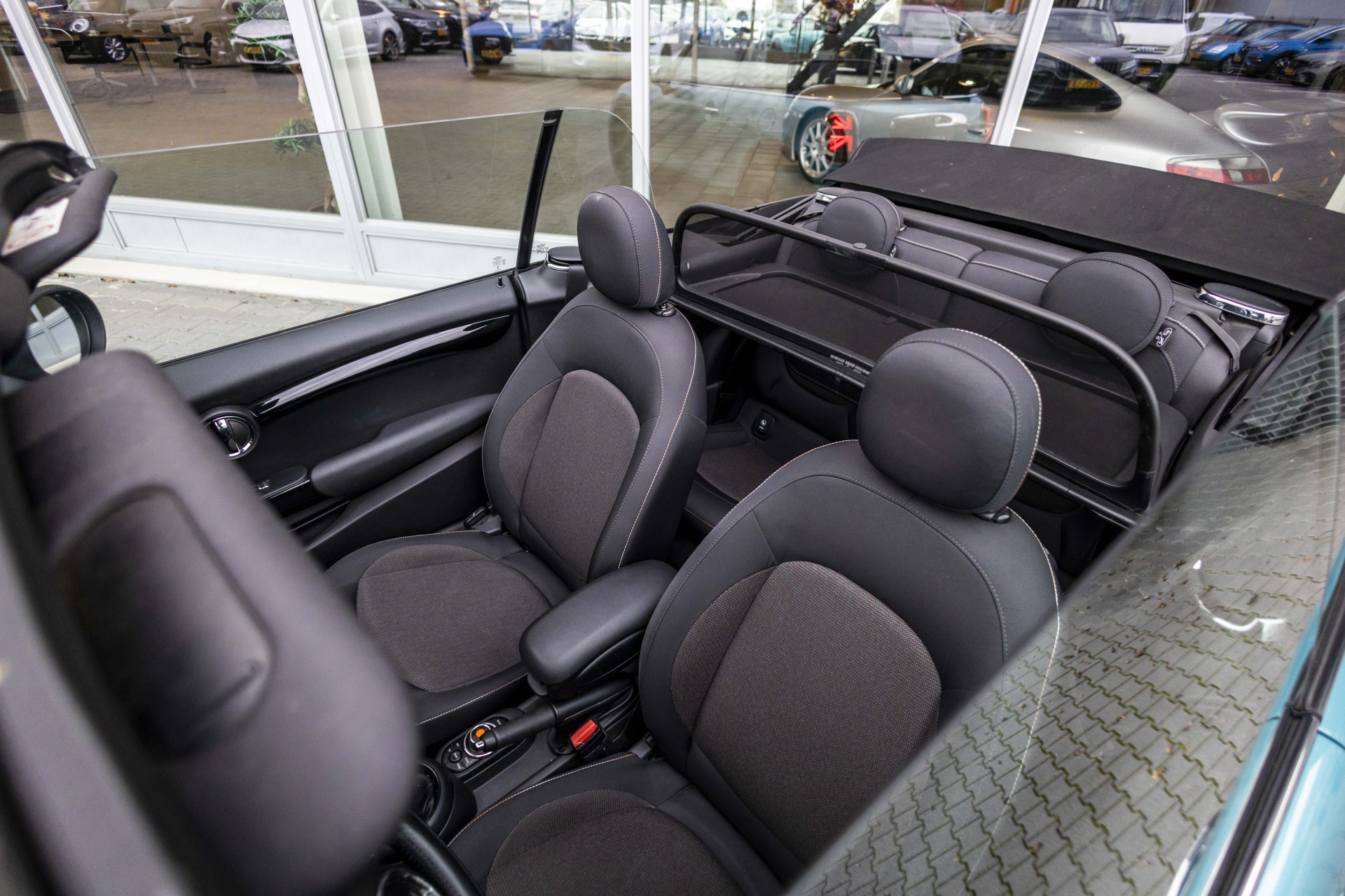 Hoofdafbeelding MINI One Cabrio