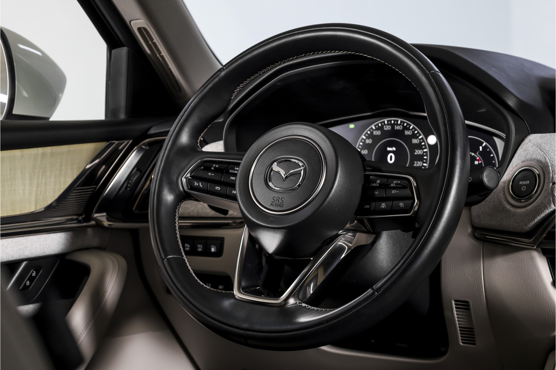 Hoofdafbeelding Mazda CX-60