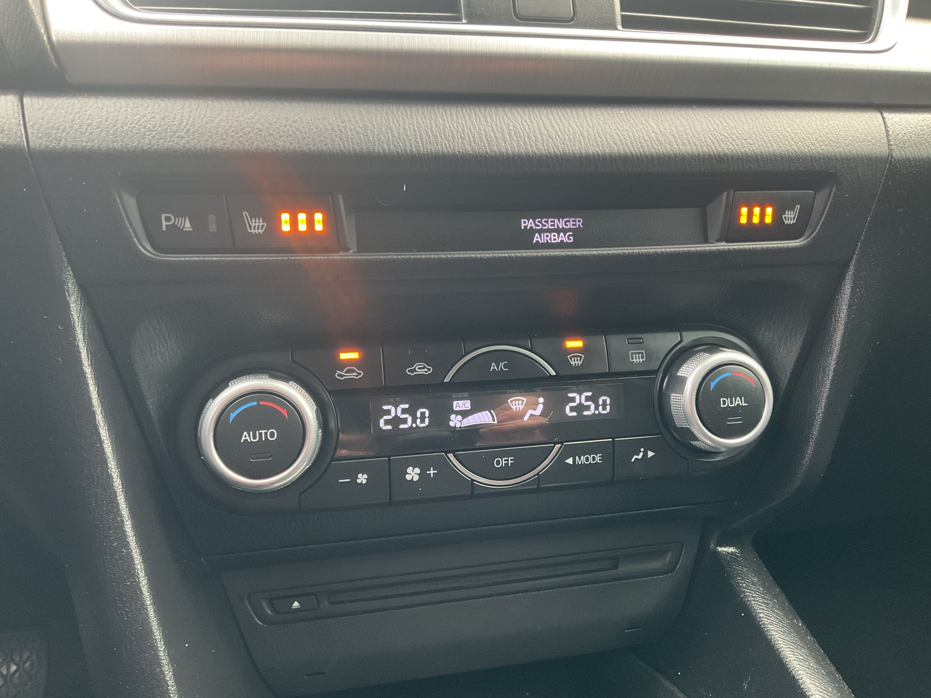 Hoofdafbeelding Mazda 3