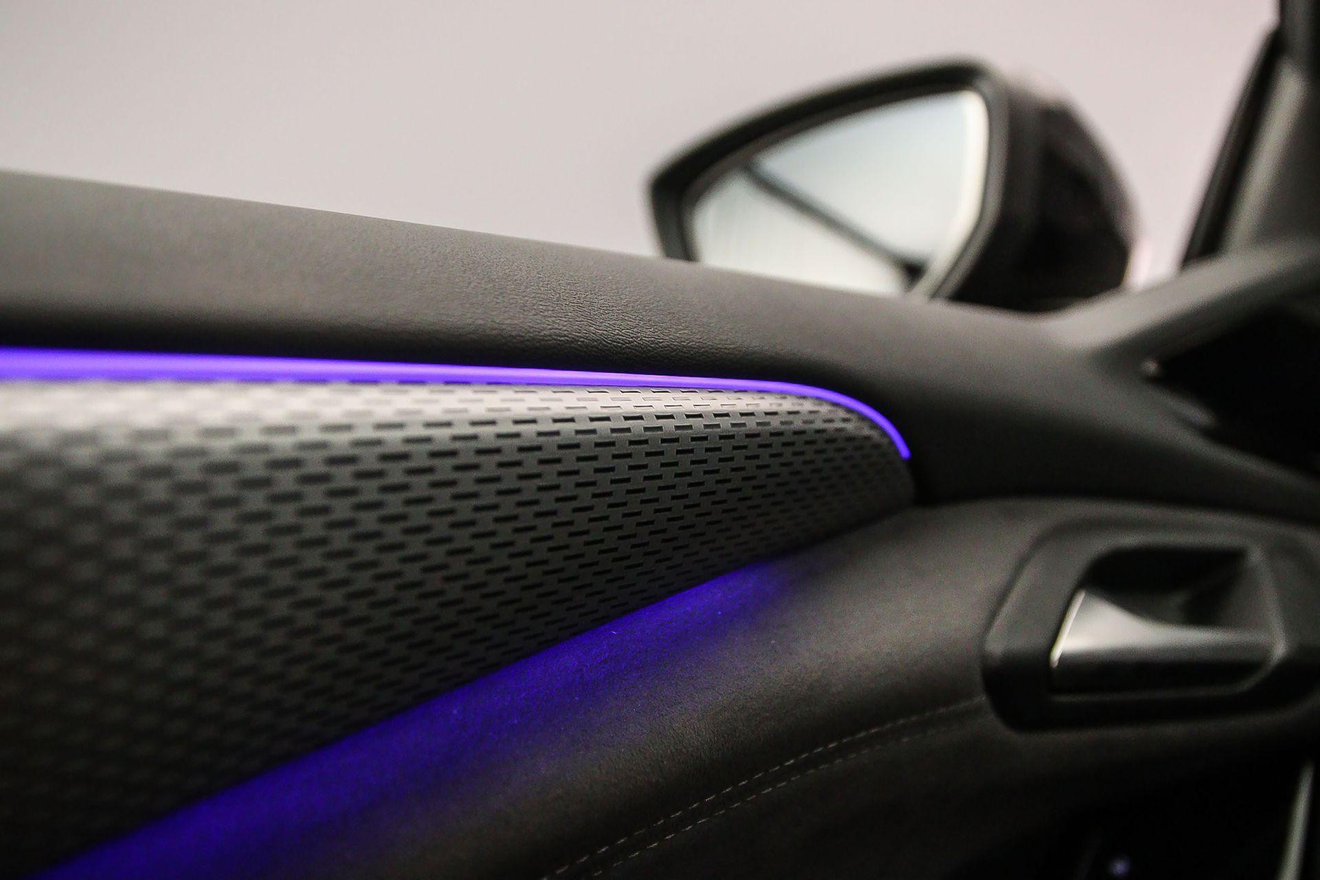 Hoofdafbeelding Audi A6 Avant e-tron