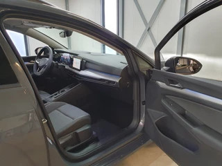 Volkswagen Golf Volkswagen Golf Variant 1.0 eTSI Life DSG Acc Navigatie Camera Stoelverw. - afbeelding nr 43
