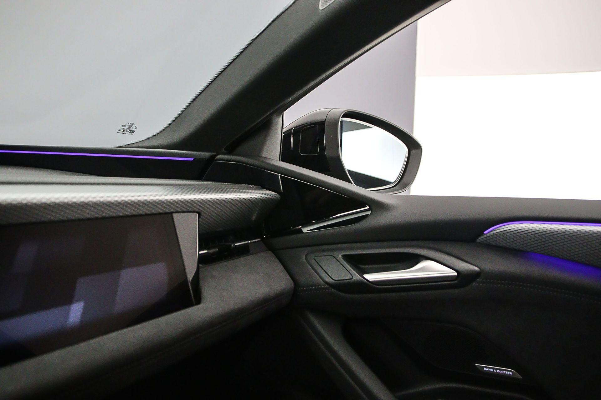 Hoofdafbeelding Audi A6 Avant e-tron