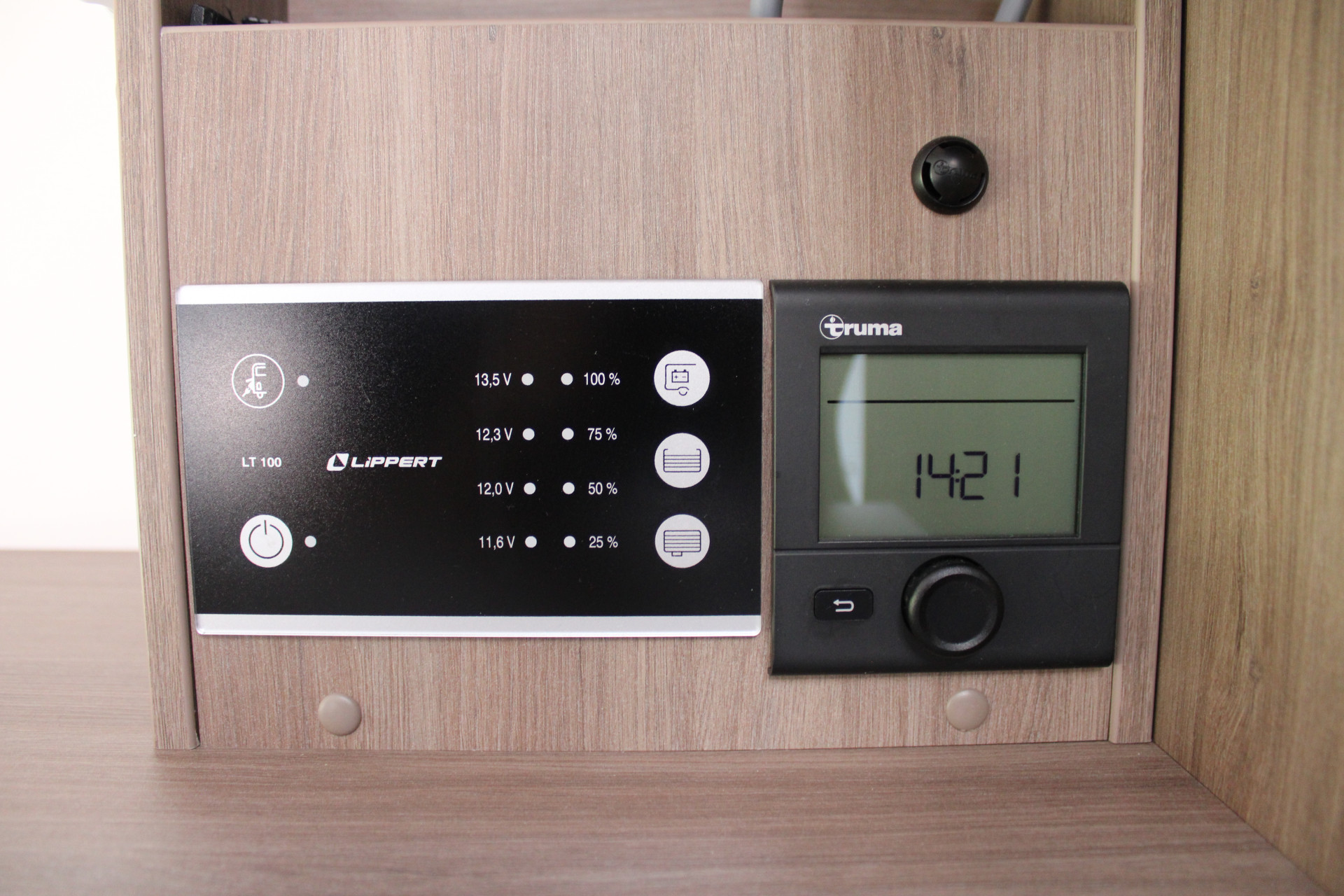 Hoofdafbeelding Carado T680/T447T