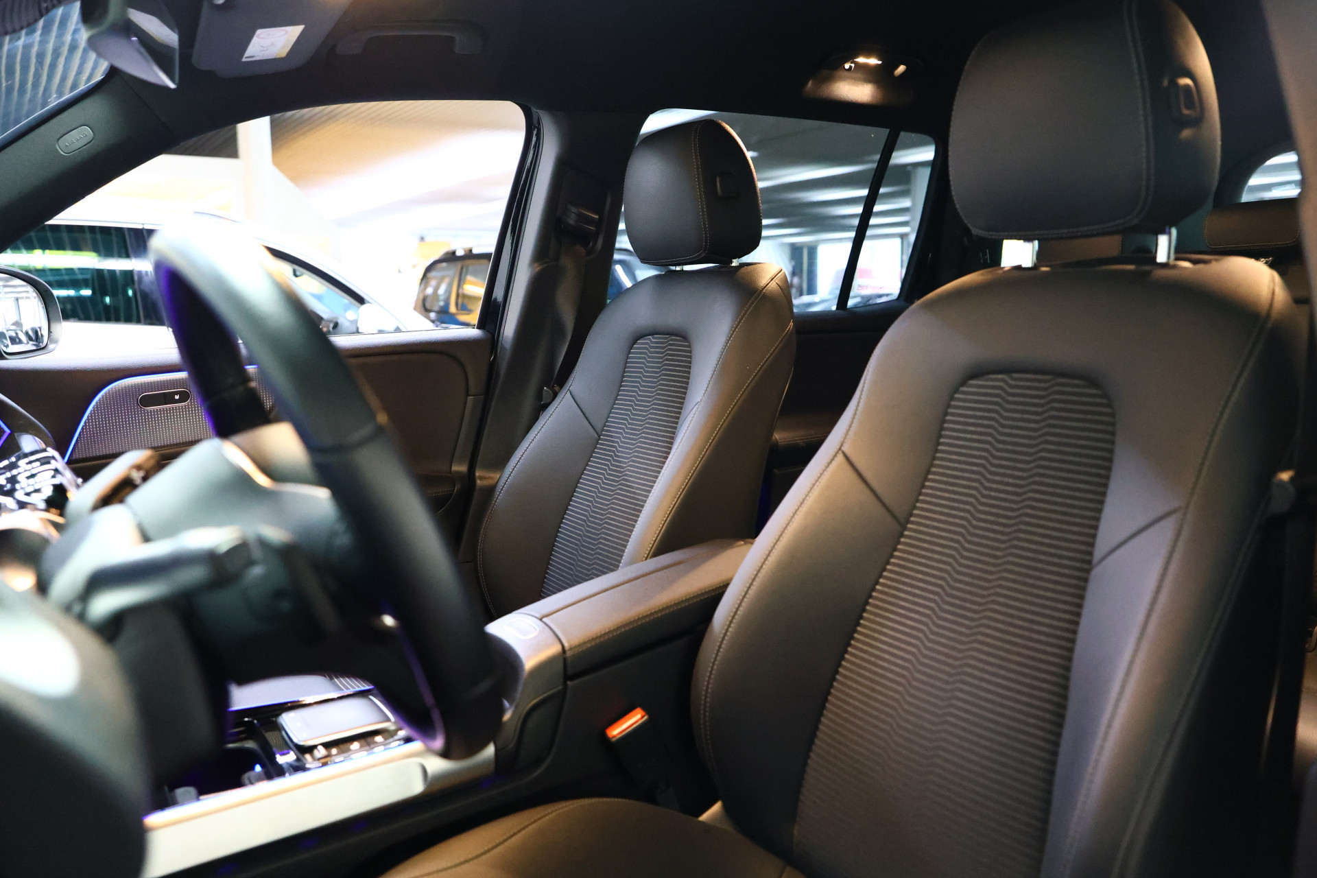 Hoofdafbeelding Mercedes-Benz EQB