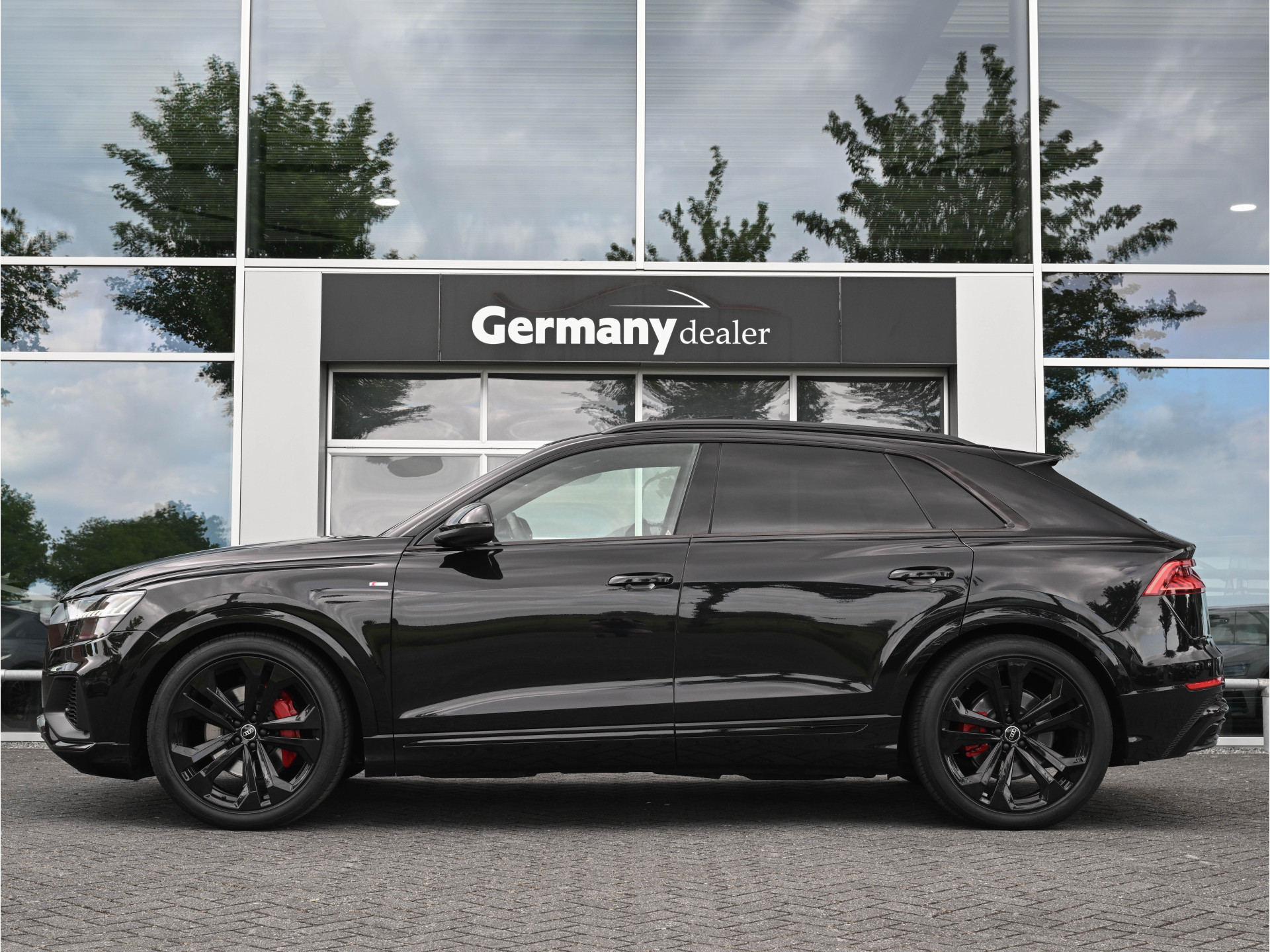 Hoofdafbeelding Audi Q8