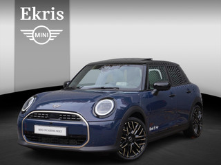 Hoofdafbeelding MINI 5-deurs MINI 5-deurs Cooper C Favoured Trim | Pakket L | Glazen panoramadak | Driving Assistant | Parking Assistant Plus | HIFI System Harman Kardon
