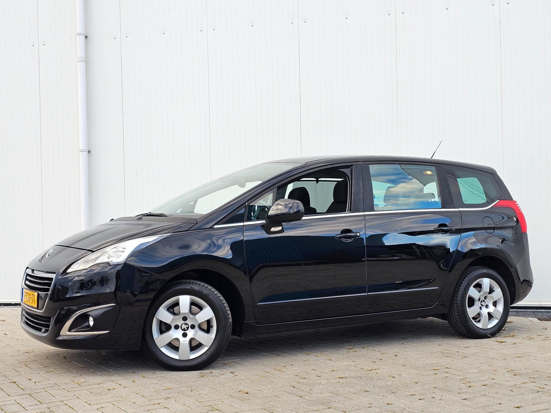 Hoofdafbeelding Peugeot 5008