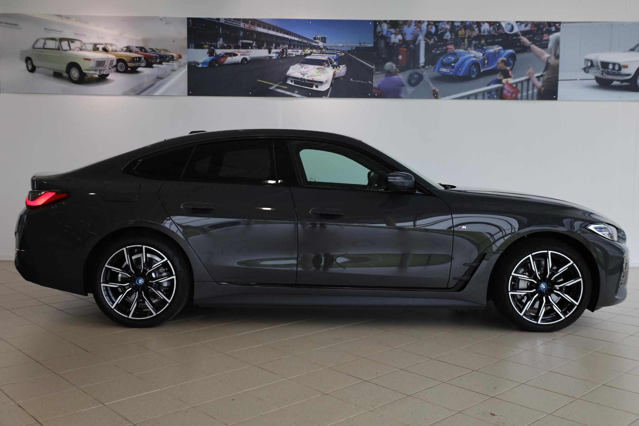 Hoofdafbeelding BMW i4