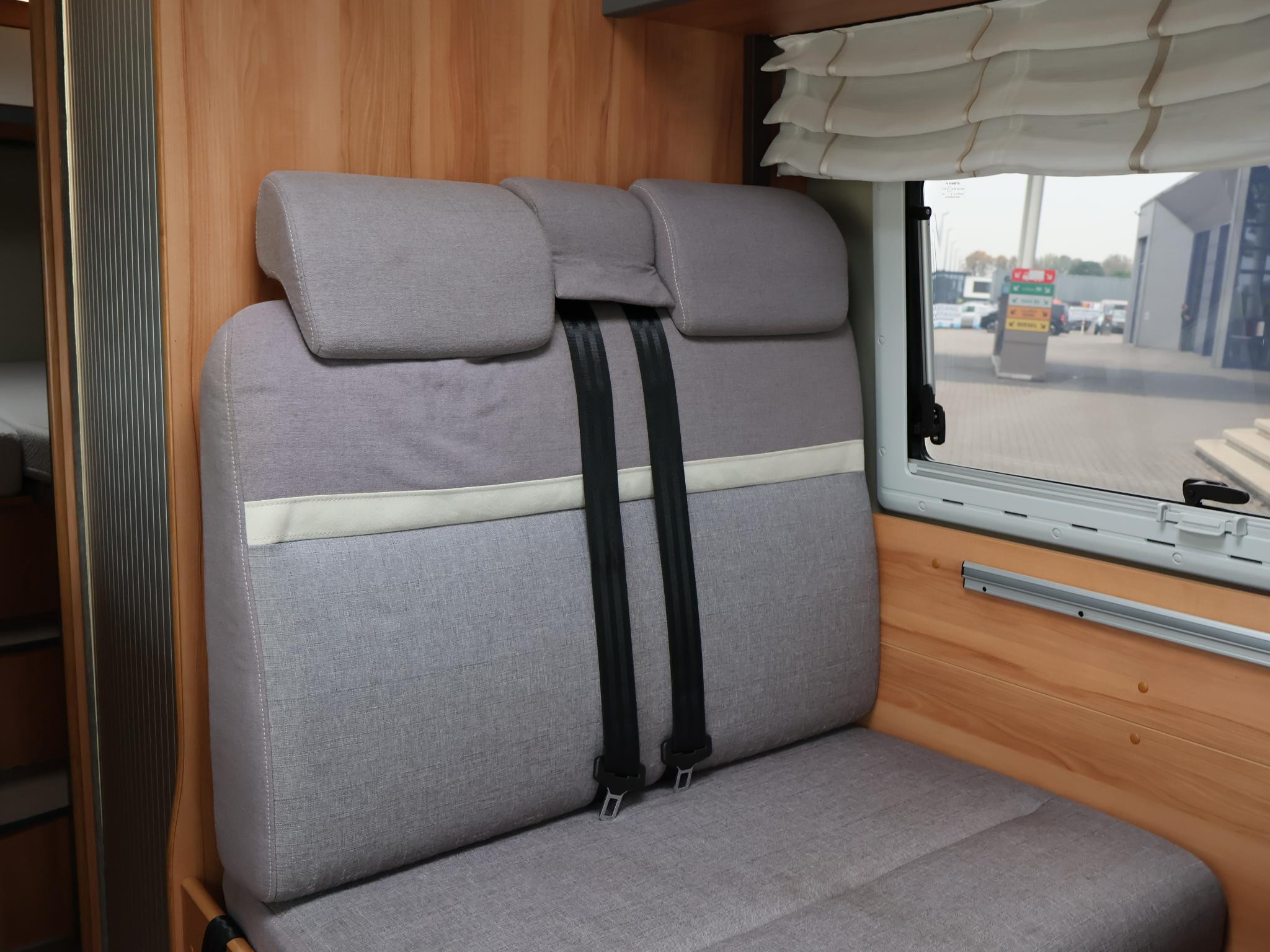 Hoofdafbeelding Pössl Summit 640