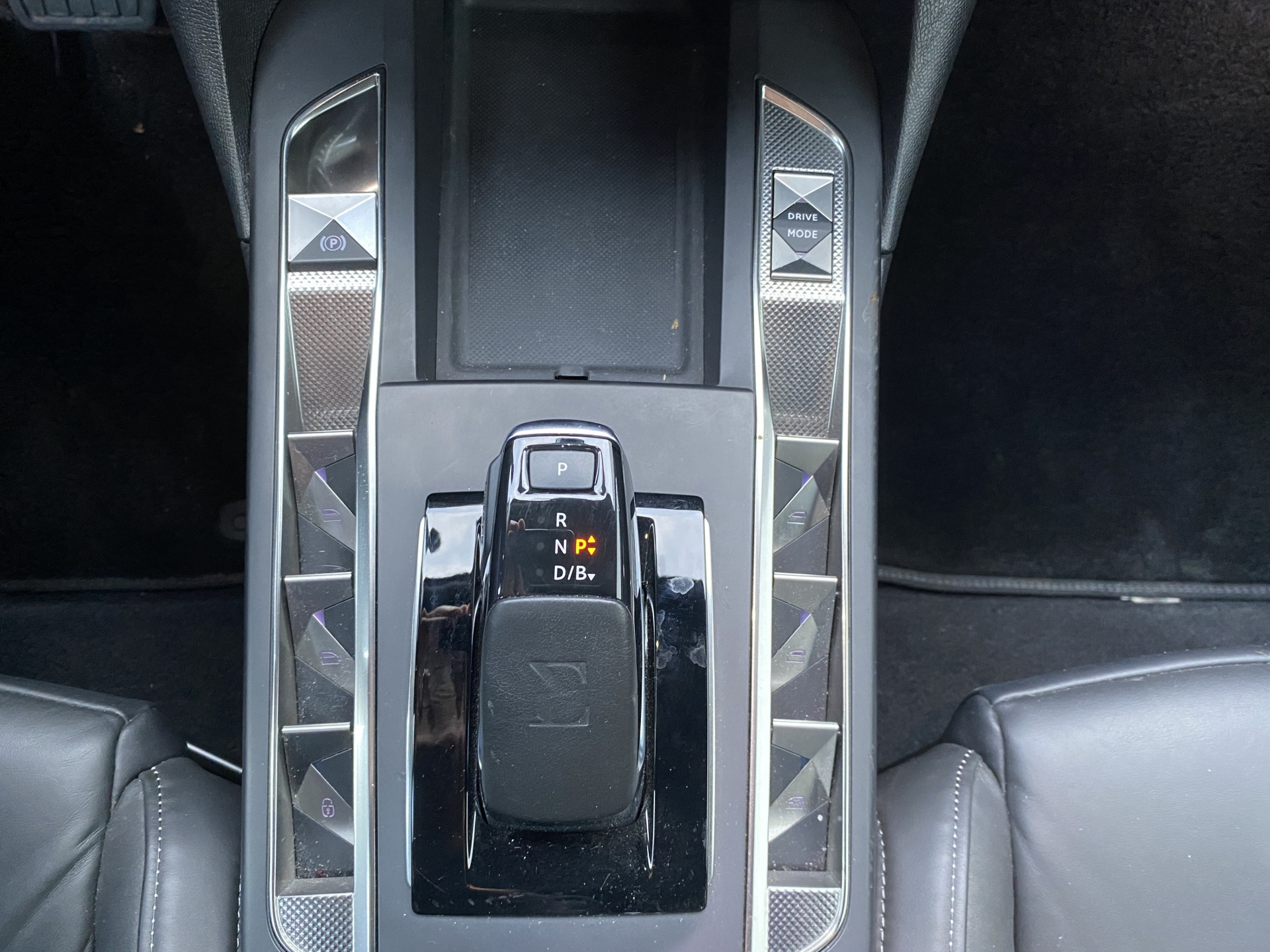 Hoofdafbeelding DS DS 3