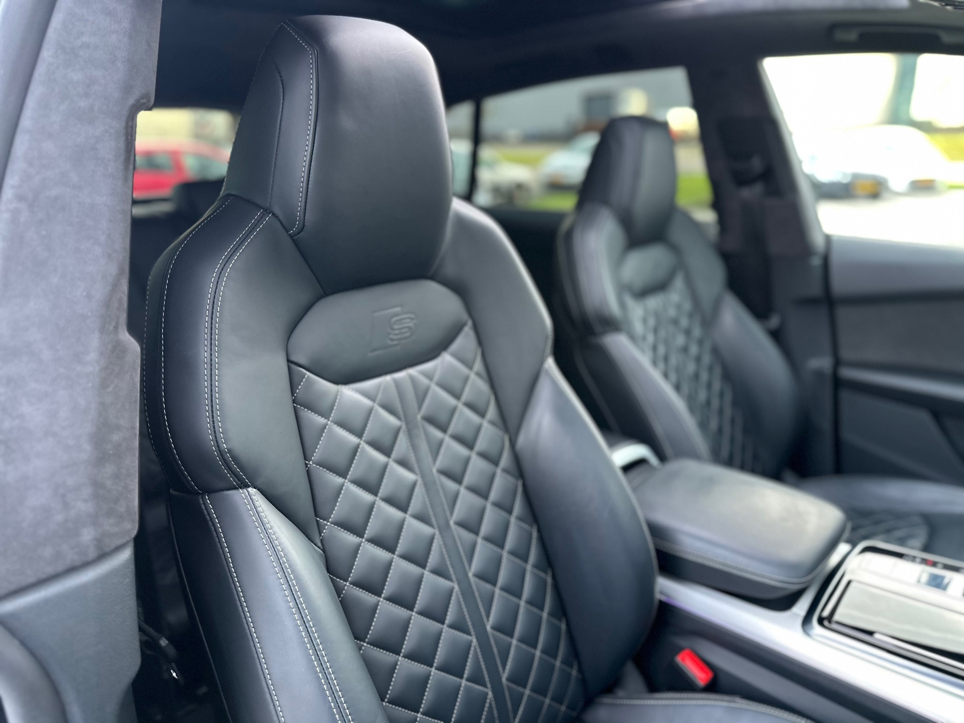 Hoofdafbeelding Audi Q8