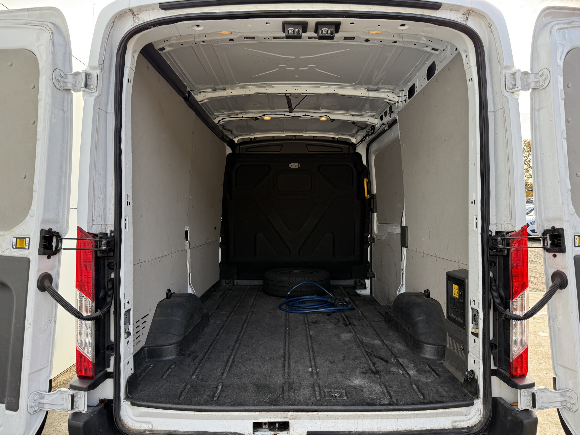 Hoofdafbeelding Ford E-Transit