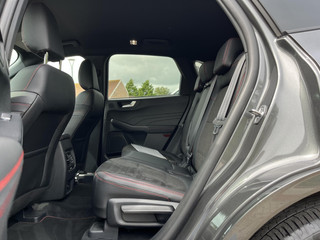 Ford Kuga Ford Kuga 2.5 PHEV ST-Line X 225pk | Driver Assistance Pack | Wegklapbare Trekhaak | Winterpack | Verlengde Fabrieksgarantie tot 05-2028 - afbeelding nr 15