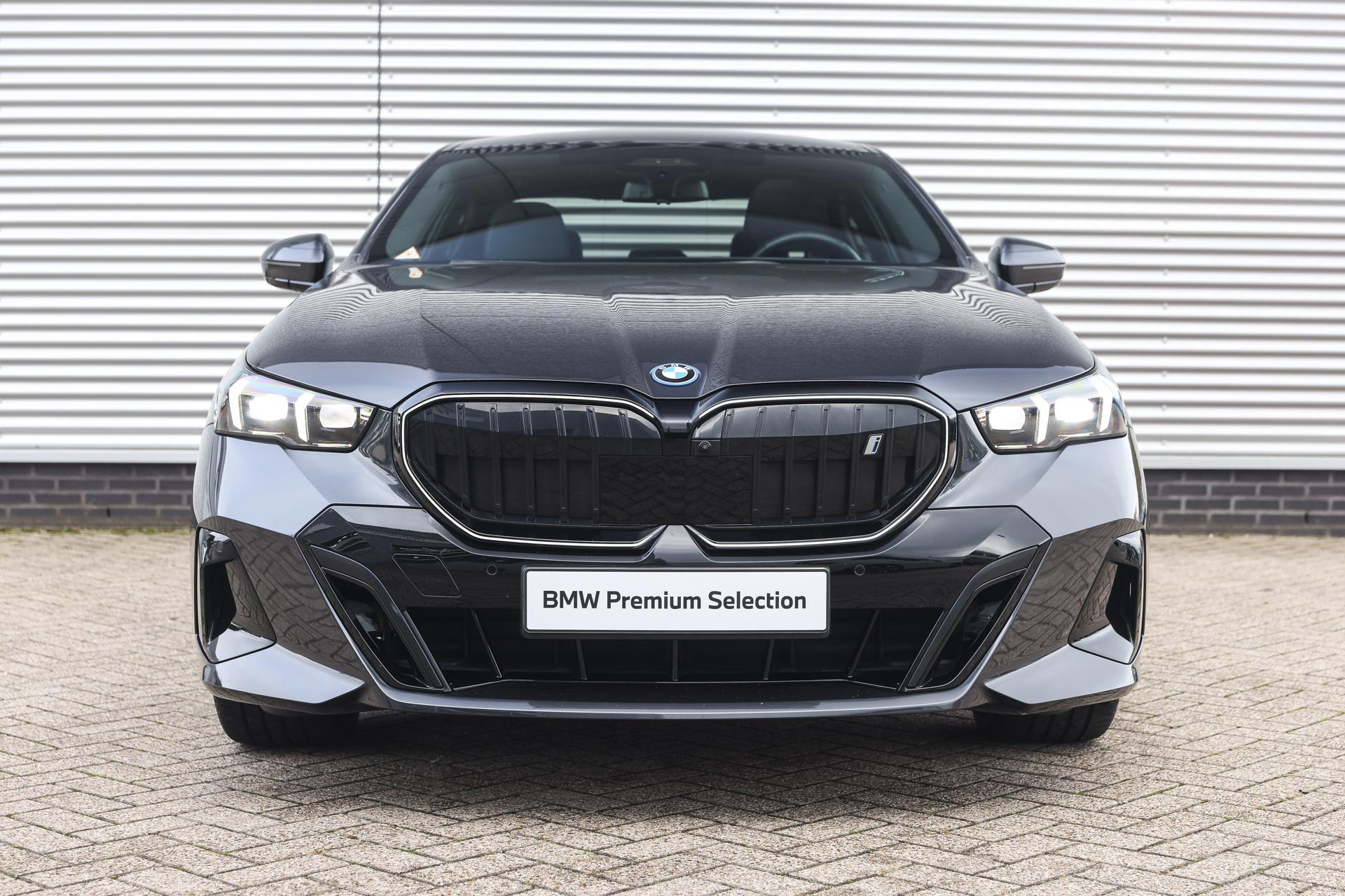 Hoofdafbeelding BMW i5