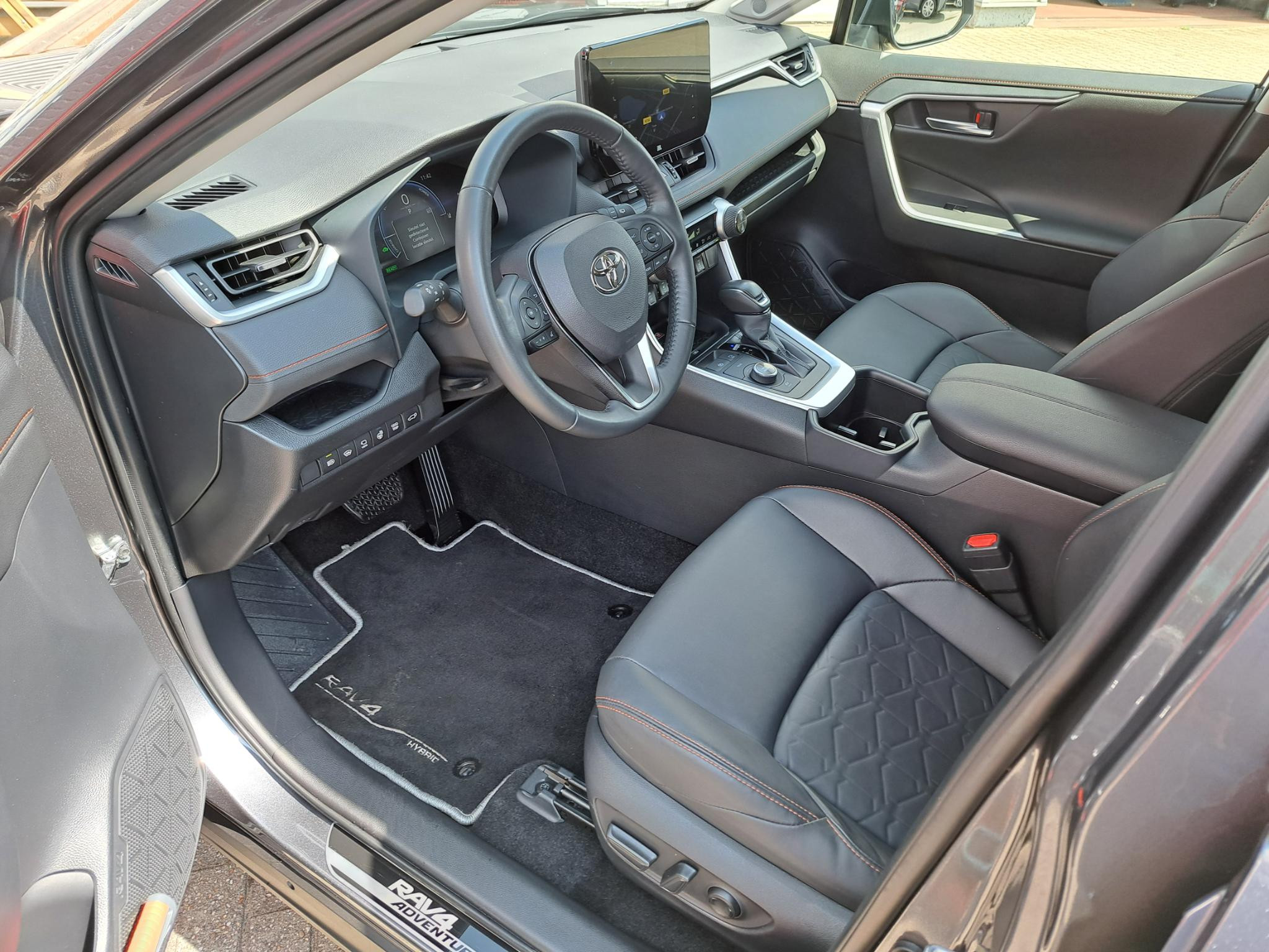 Hoofdafbeelding Toyota RAV4