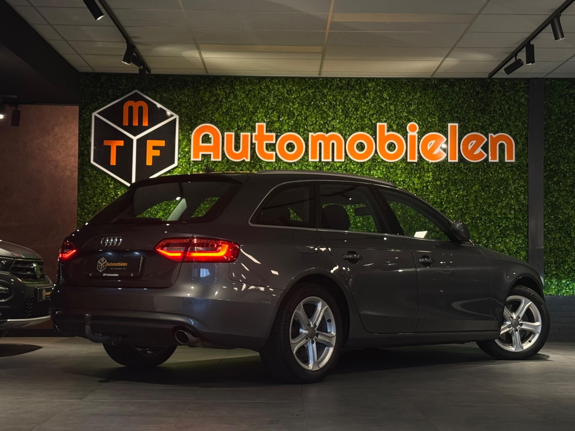 Hoofdafbeelding Audi A4