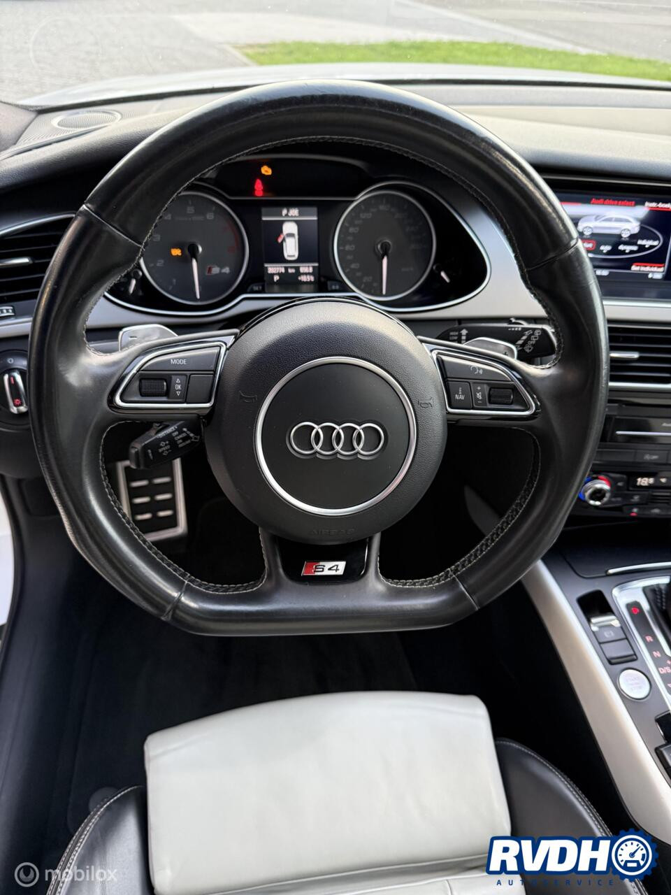 Hoofdafbeelding Audi S4