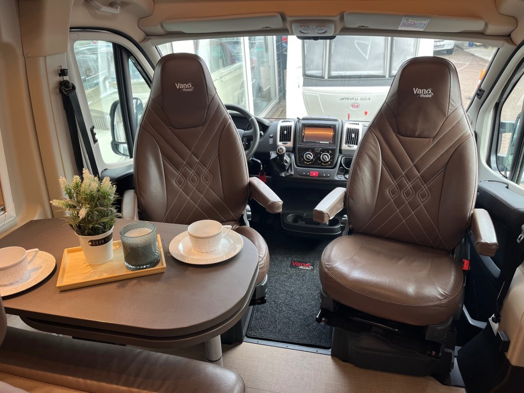 Hoofdafbeelding Bürstner Campeo C600 Active Hefdak Cruise