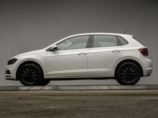 Volkswagen Polo 1.0 TSI Sport (APPLE CARPLAY,NAVI,CRUISE,PDC,CAMERA,SPORTSTOELEN,GETINT,CLIMATE,NETTESTAAT)