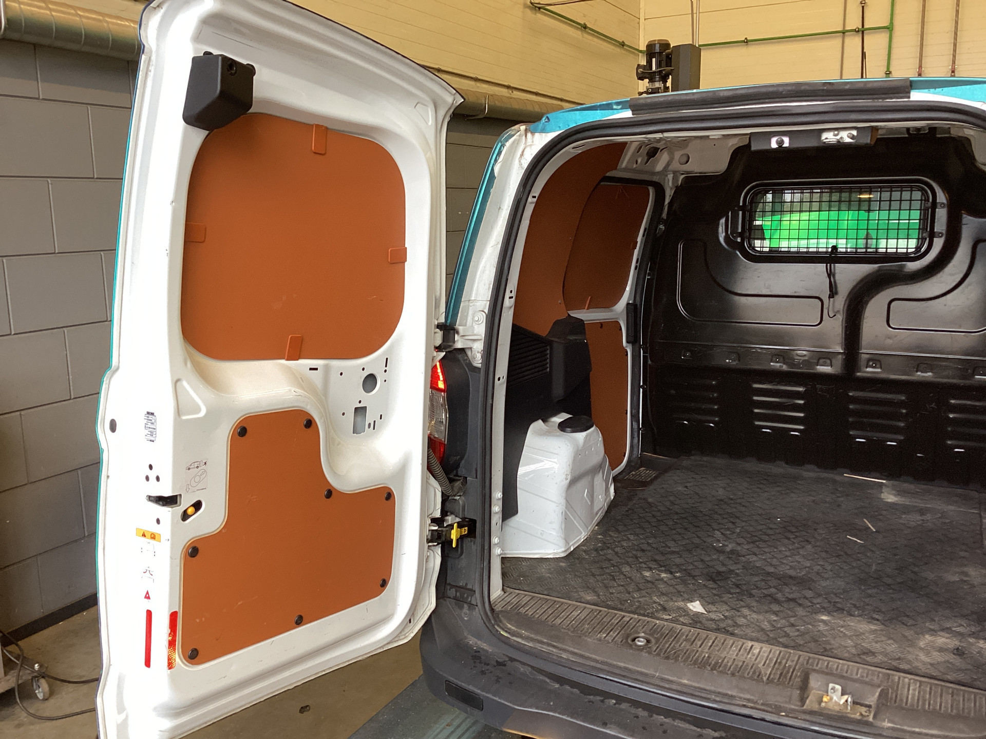 Hoofdafbeelding Ford Transit Courier