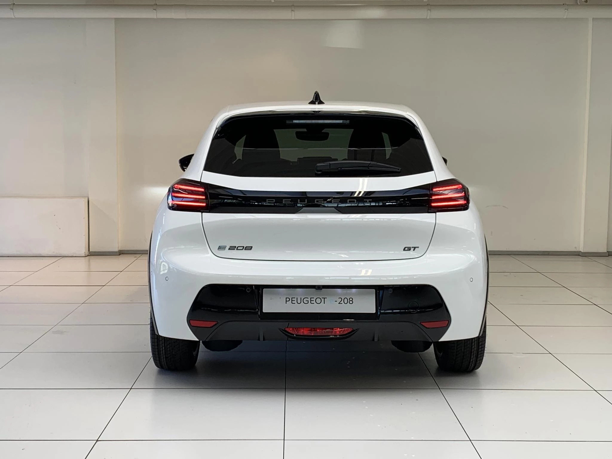 Hoofdafbeelding Peugeot e-208