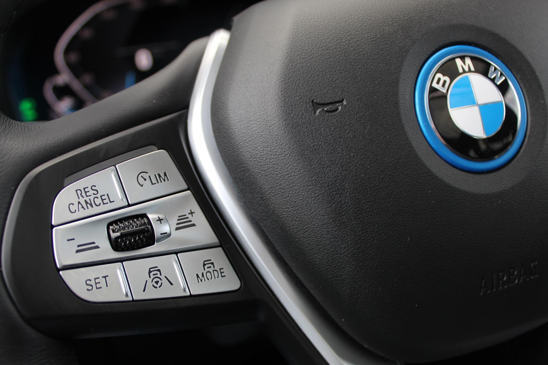 Hoofdafbeelding BMW iX3