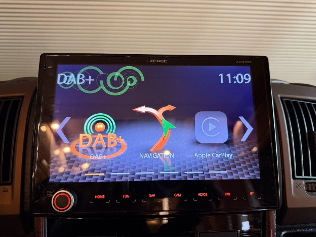 Hoofdafbeelding Carthago Chic C-line 5.0 Qb Suite 180pk Automaat