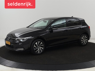 Volkswagen Golf 1.4 eHybrid Style | Stoelverwarming | Massage |  Carplay | Sfeerverlichting | Navigatie | Memory | Adaptive cruise | Full LED | Parkeerhulp | Getint glas | PHEV | Plug In