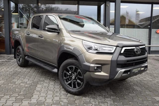 Toyota Hilux 2.8 D.C. INVINCIBLE AT BE TREKKER 5 SITZ VAN