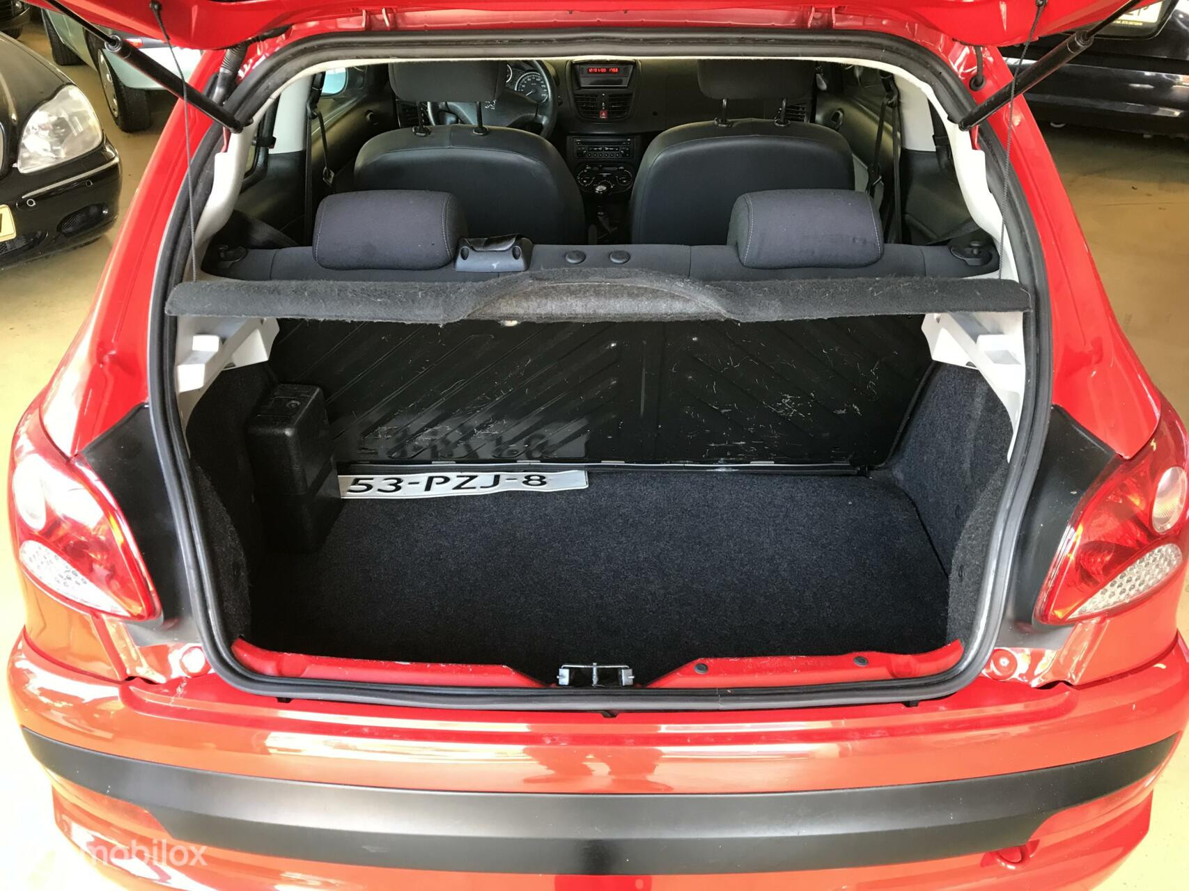 Hoofdafbeelding Peugeot 206