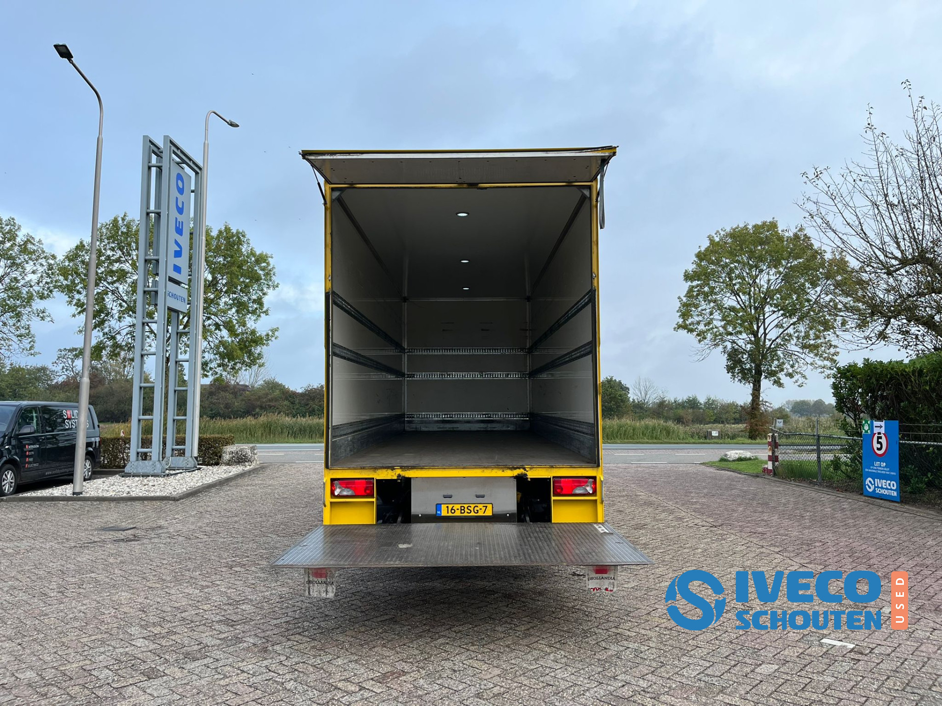 Hoofdafbeelding Iveco S-Way