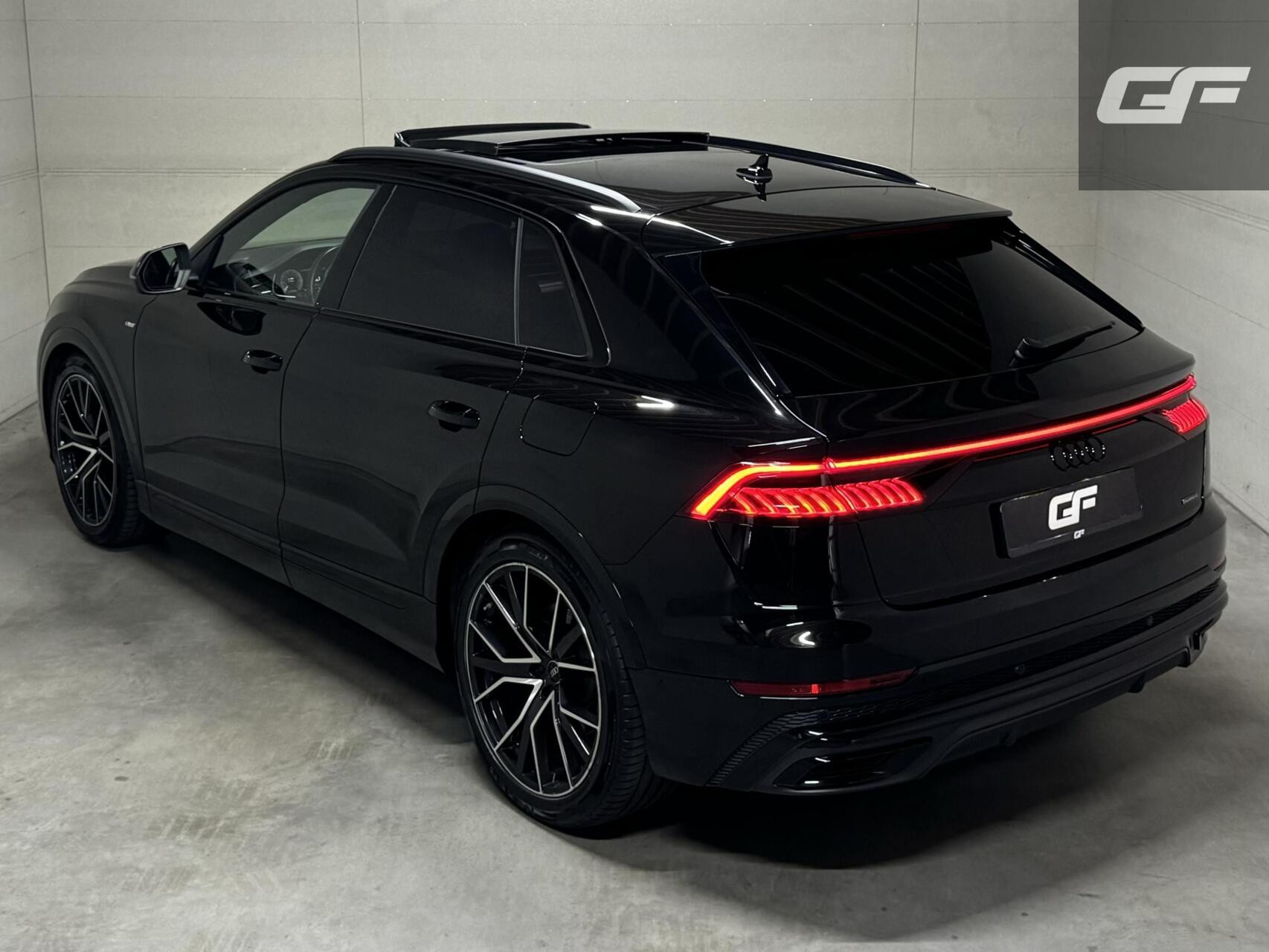 Hoofdafbeelding Audi Q8