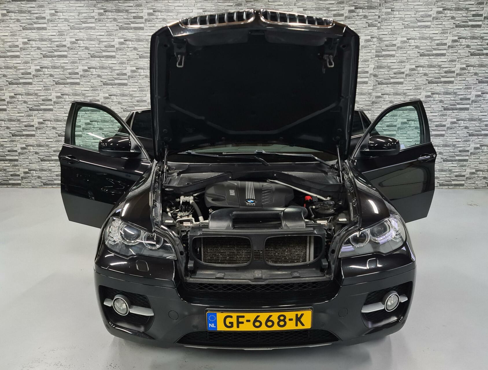 Hoofdafbeelding BMW X6
