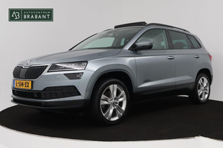 Skoda Karoq 1.5 TSI ACT Style Business (PANORAMADAK, CRUISE ADAPTIEF, PARKEERSENSOREN, STOELVERWARMING, NAVIGATIE, AUTOMAAT)