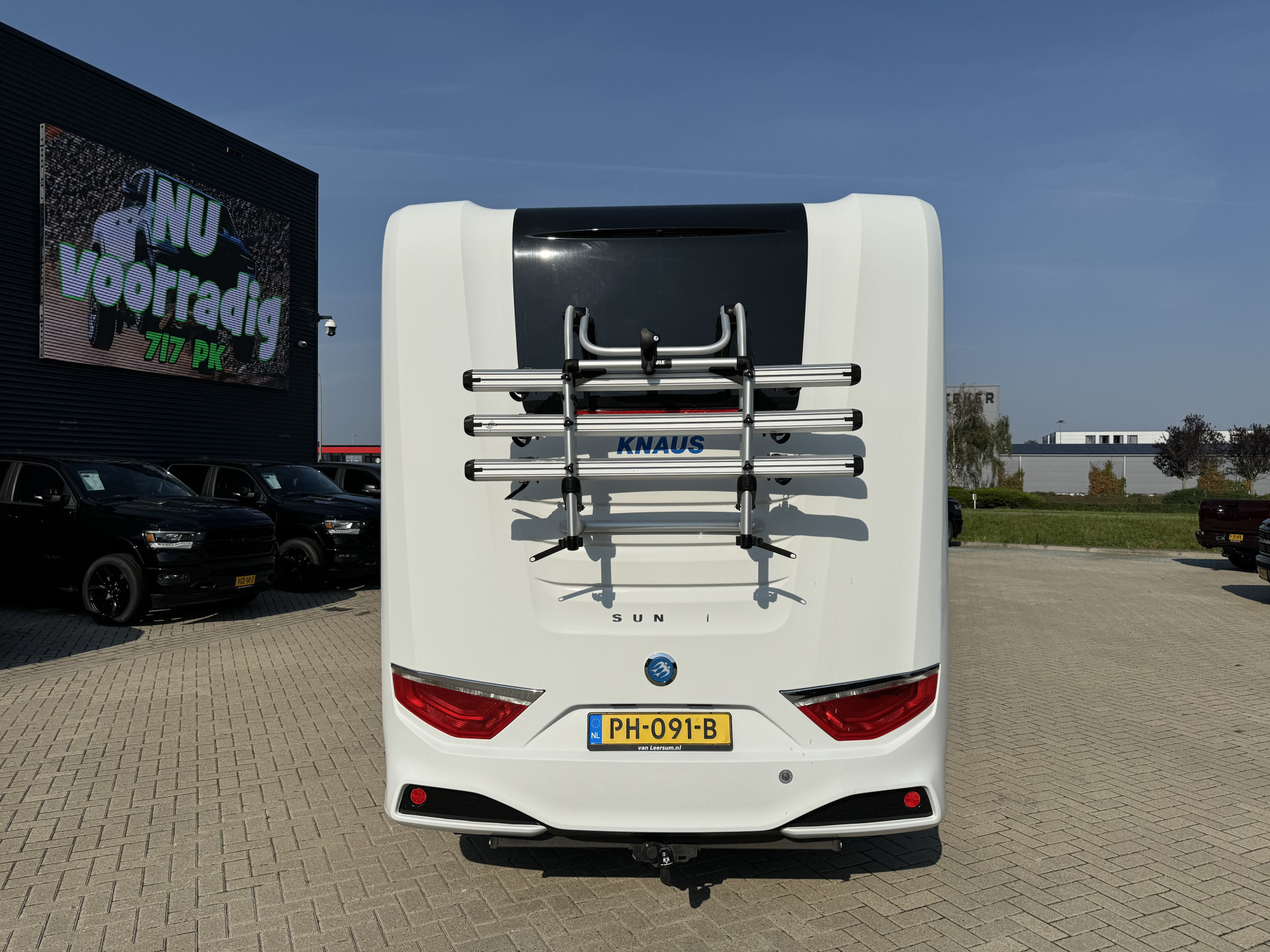 Hoofdafbeelding Knaus R03