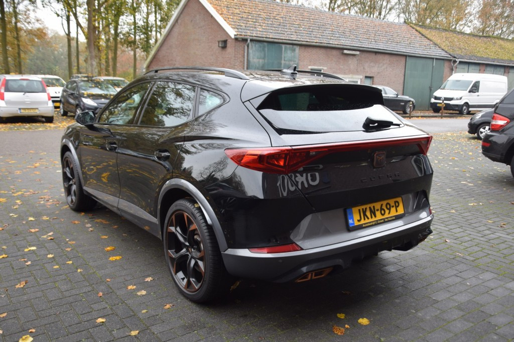 Hoofdafbeelding CUPRA Formentor