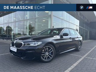 BMW 5 Serie Touring 530i xDrive High Executive M Sport Automaat / Panoramadak / Trekhaak / Laserlight / Achteruitrijcamera / Head-Up / Comfort Access / Adaptief onderstel